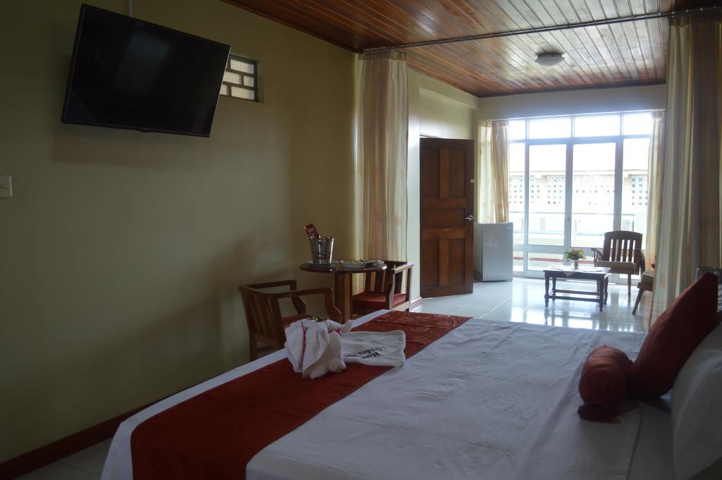 Hotel Golden Star Iquitos Oda fotoğraf
