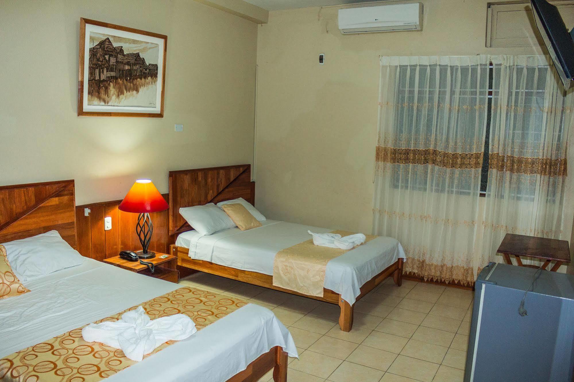 Hotel Golden Star Iquitos Dış mekan fotoğraf